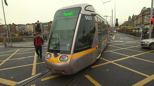 Tram failed to clear the junction on O'Connell Bridge blocking other road users