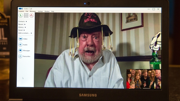 Sandy emigrates to Australia and calls to bid farewell to his family and friends on Emmerdale