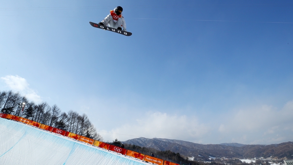 Shaun White catches some serious air to claim gold