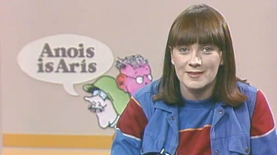 Anois is Arís presenter Máire Ní Bhric in studio (1983)