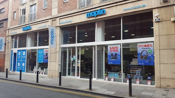 Electronics company Maplin falls into administration, putting 2,500 jobs at risk