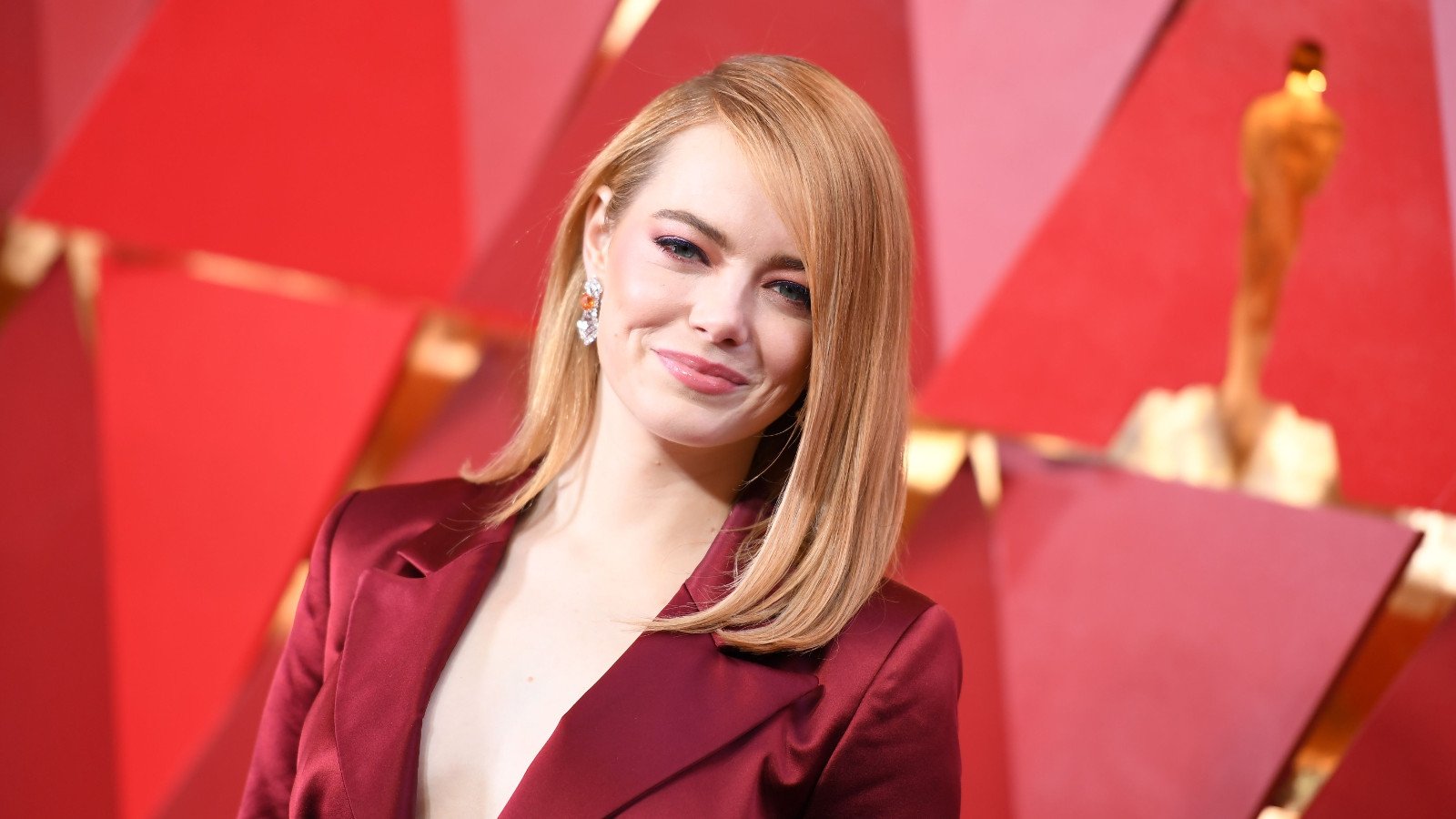 Emma Stone Wore a Louis Vuitton Gown to the Oscars That's Making