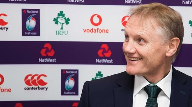 English rugby coach Eddie Jones sorry for calling Irish 'scummy'