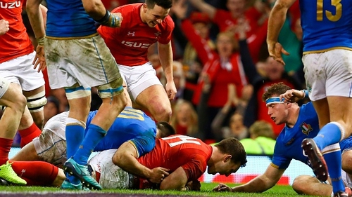 George North goes over for Wales