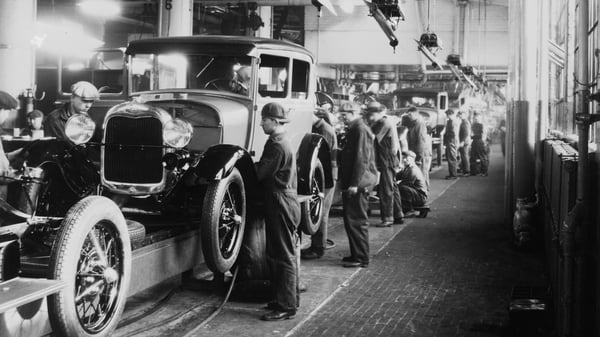 Assembly line workers at the Ford Motor Company factory at Dearborn, Michigan. Photo: Hulton Archive/Getty Images