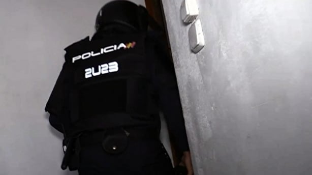 Spanish police bust Chinese trafficking group smuggling people into Ireland
