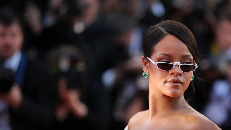 rihanna photo police