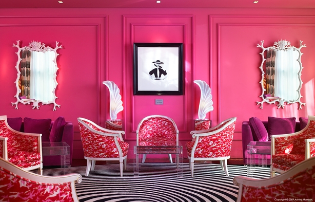 g hotel pink walls