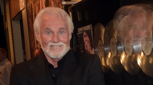 Kenny Rogers cancels all live shows due to ill health
