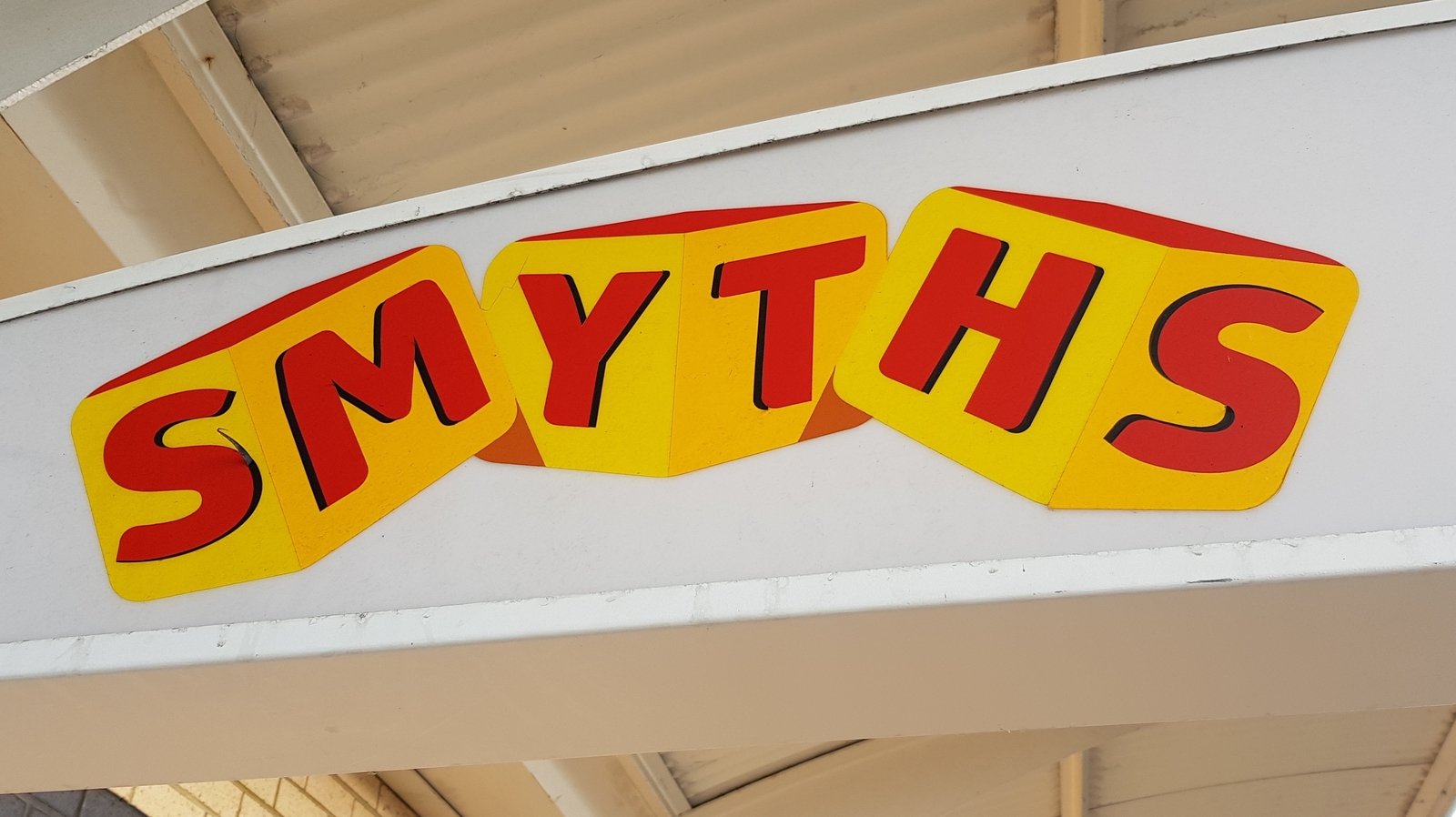 Profits at Smyths Toys in Ireland rise 22.5% to €5.33m