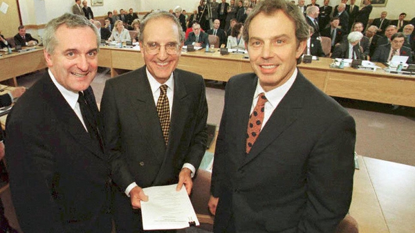 An Taoiseach Bertie Ahern, US Senator George Mitchell and British Prime Minister Tony Blair at the Good Friday Agreement announcement in 1998