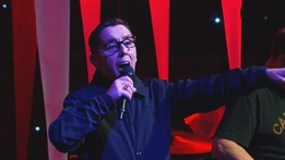 Aslan perform 'Crazy World' | People of the Year Awards