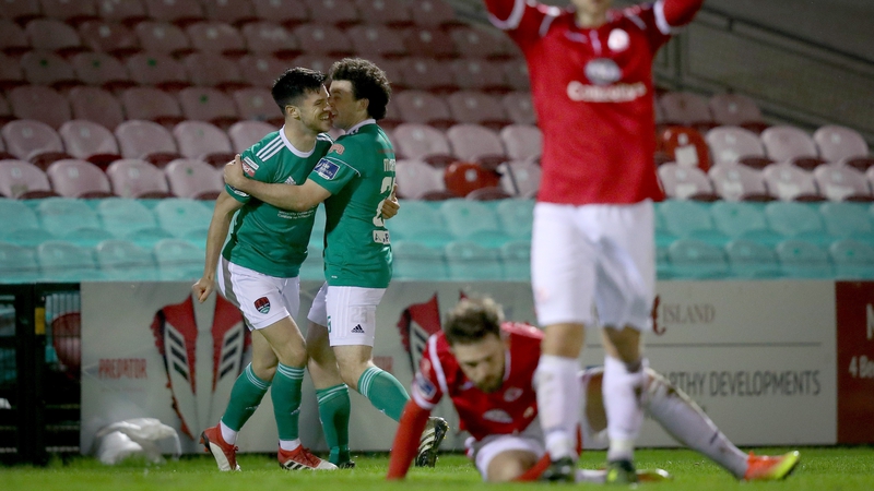 Jimmy Keohane celebrates with his teammates after breaking the deadlock deep in the second half against Sligo Rovers