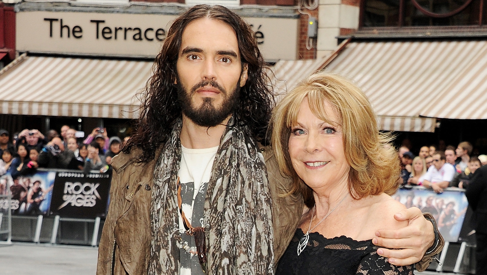 Russell brand deals mother