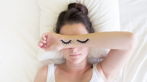 Trouble sleeping in hot weather? Try these 7 expert-backed tips