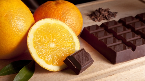 A delightful combination of dark and white chocolate with tangy orange.