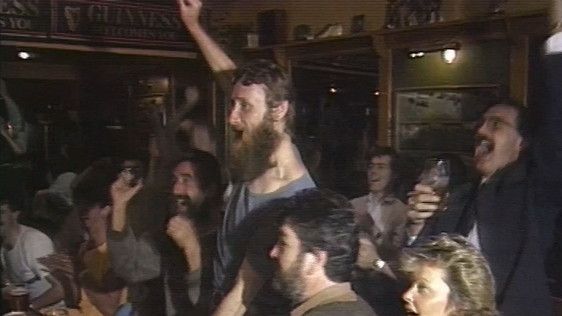 Irish fans celebrate Russia draw (1988)