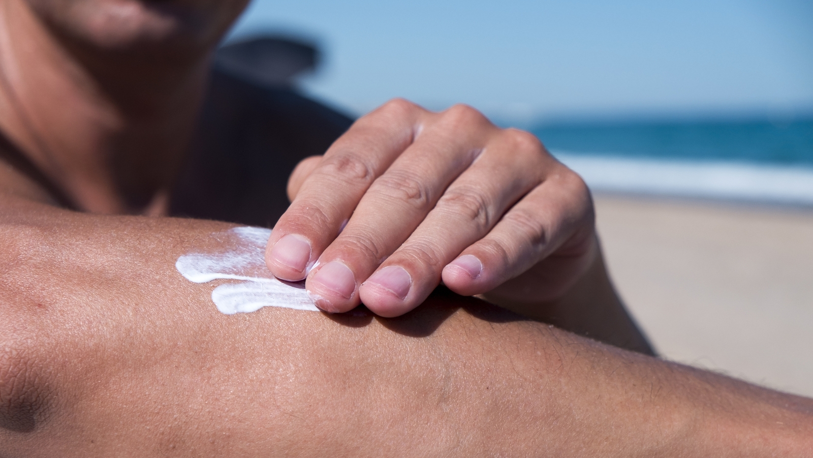 can you get vitamin d with sunscreen on