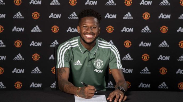 Fred signs on in Manchester