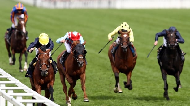 Merchant Navy sails to narrow victory at Royal Ascot