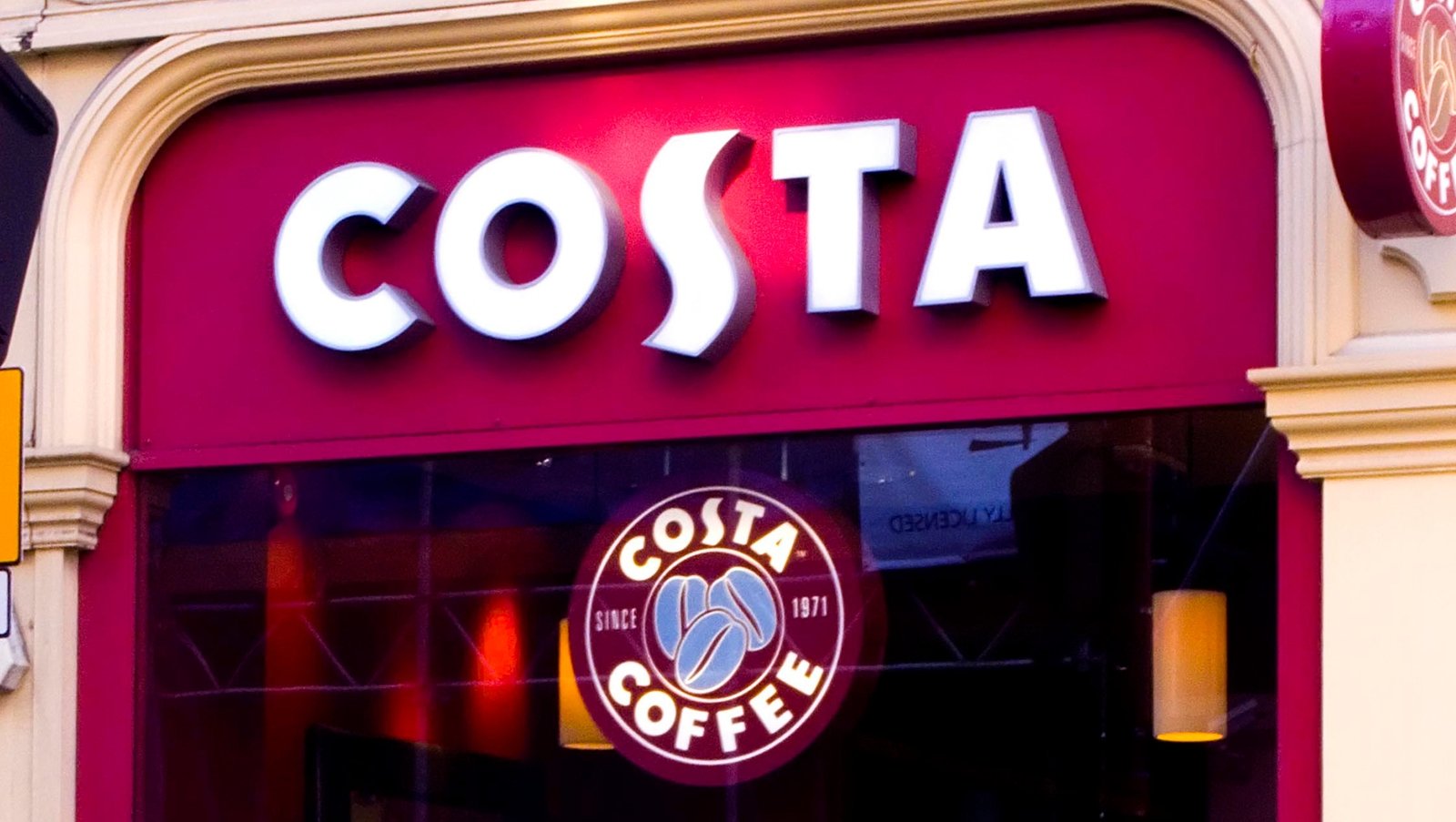 1,650 jobs at Costa Coffee in UK under threat