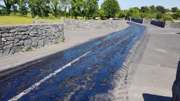 Mayo road tar melting