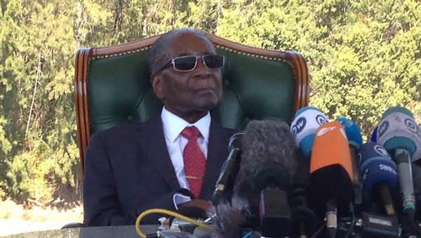 Robert Mugabe held a surprise news conference at his home