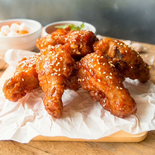 Foodoppi Sriracha & Honey Wings