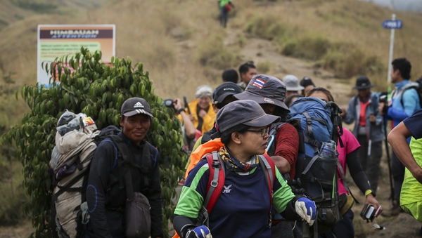 An estimated 689 people still remained trapped on the mountain