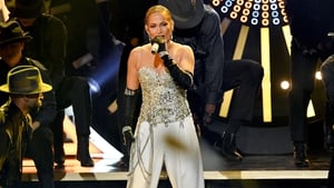 Jennifer Lopez to receive Michael Jackson Vanguard Award