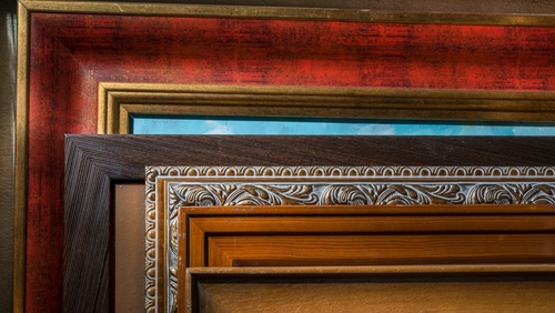 The Business looks at the picuture framing business The Business looks at the picuture framing business
