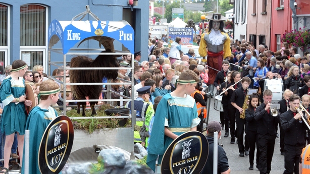'King Puck', a wild mountain goat is dethroned in front of thousands of people in the square