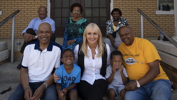 Miriam-OCallaghan-with-Selma-Residents