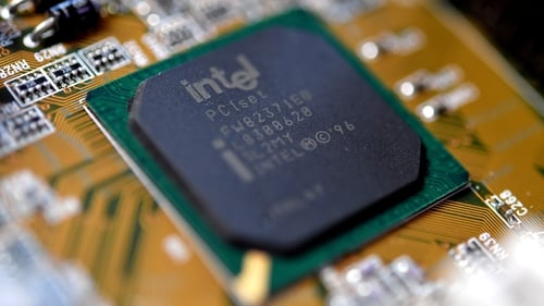 Intel, the world's largest chipmaker, faces challenges linked to persistent global supply chain problems