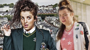 Jamie Lee O'Donnell plays Michelle Mallon in Derry Girls, while Jennifer Barry plays Jocks's pregnant girlfriend, Siobhan
