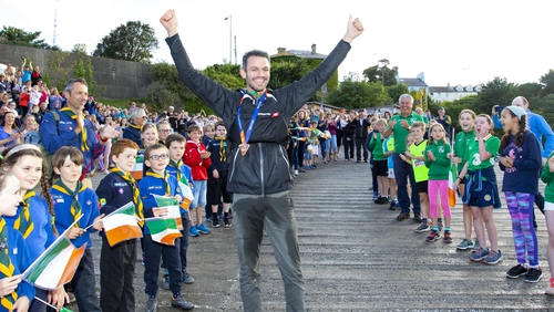Thomas Barr was met by a large crowd in Dunmore East this evening (Pic Mary Browne)