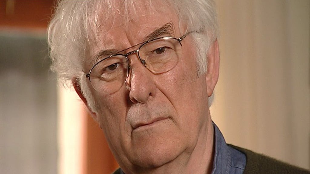 Seamus Heaney on 'The View Presents', 2006. © RTÉ Archives 3018/002