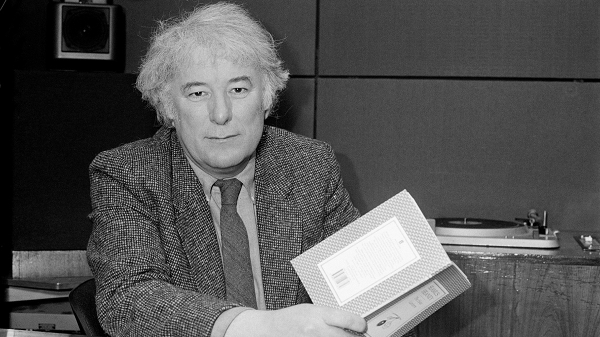 Seamus Heaney, 1987 © RTÉ Archives 2259/026