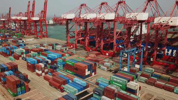 Chinese exports rose 32.2% in June from a year earlier, compared with 27.9% growth in May