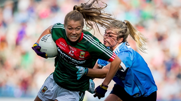 Collingwood were one of six clubs visited by Sarah Rowe during a whistle stop tour after Mayo's defeat by Dublin in the National League Final in April