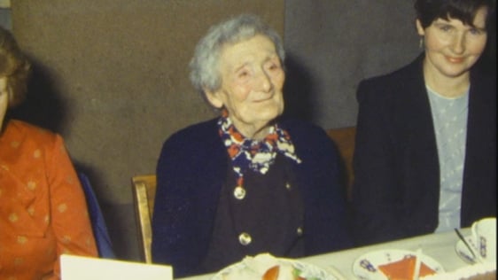 Centenarian Mary Ann Henthorn