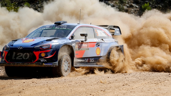Thierry Neuville and Nicolas Gilsoul of Hyundai Shell Mobis in action at the Rally of Turkey