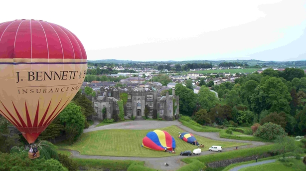 hot air balloon
