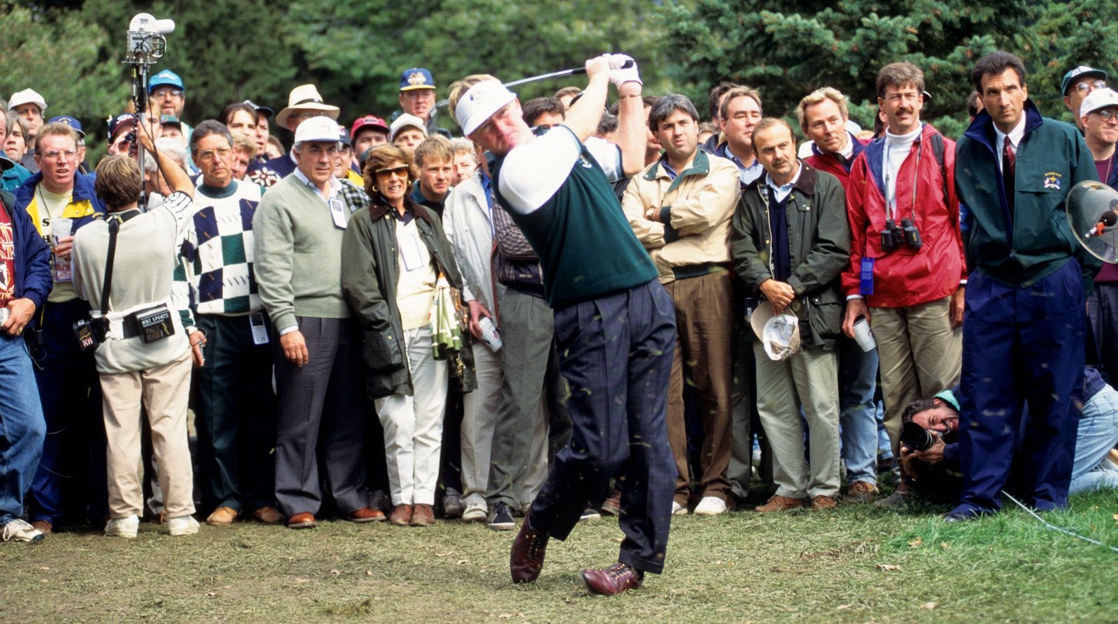 Image - Philip Walton in action in the 1995 Ryder Cup in Oak Hill