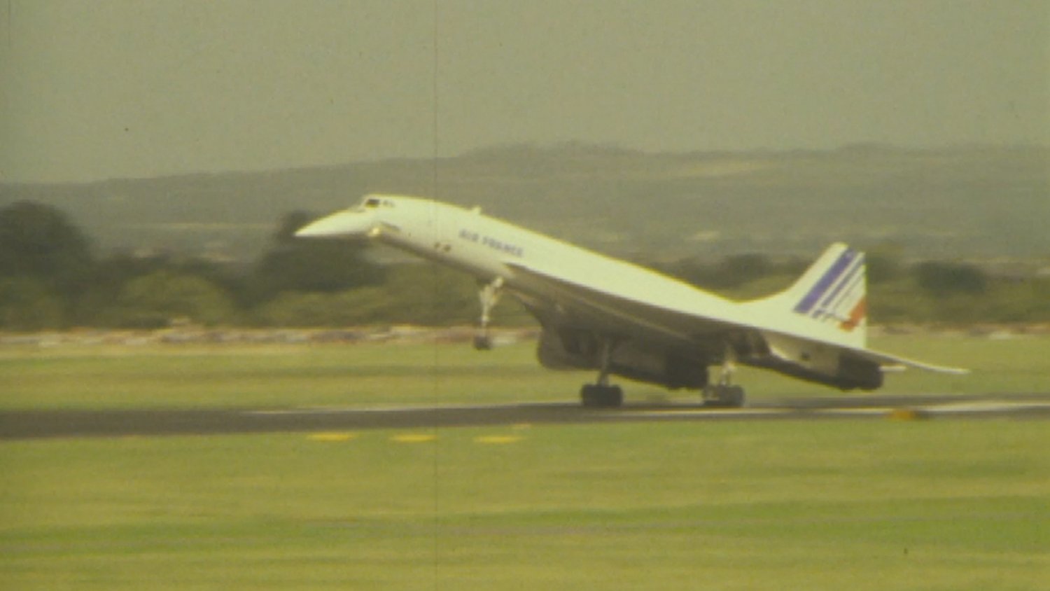 RTÉ Archives Environment Concorde Flies Into Dublin