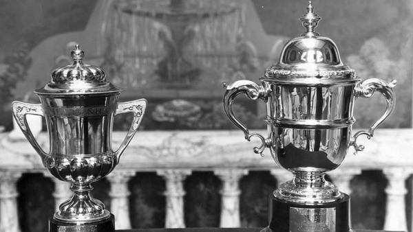The original Cheltenham Gold Cup (l)