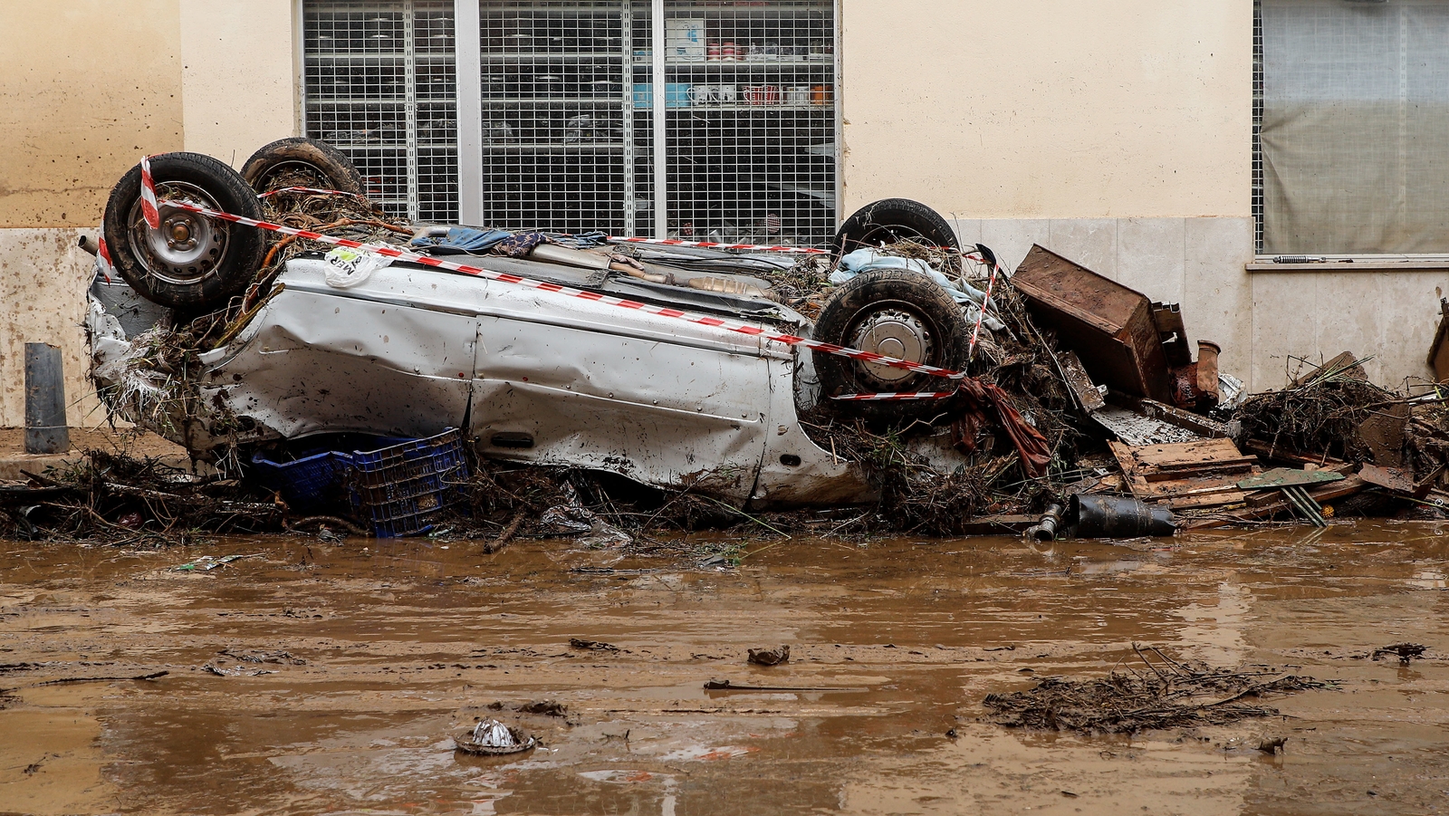 Ten people killed in torrential rainstorms in Majorca