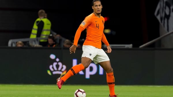 Virgil van Dijk has been playing with broken ribs, according to Ronald Koeman