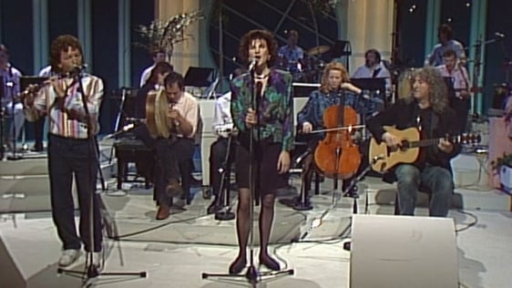 Eleanor Shanley and Dé Danann, Kenny Live (1989)