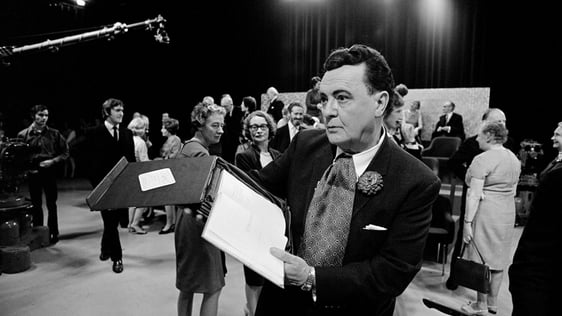 Mícheál Mac Liammóir 70th Birthday Celebrations on The Late Late Show (1969)